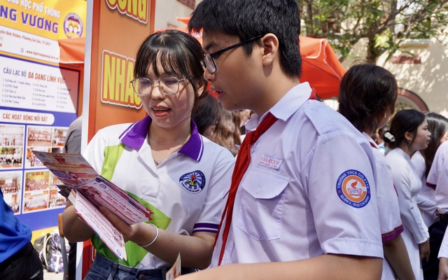 Học sinh lớp 9 quan tâm đến chương trình đào tạo song bằng