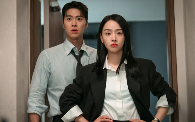 Filing for love gây sốt nhờ kịch bản thanh tra công sở độc lạ