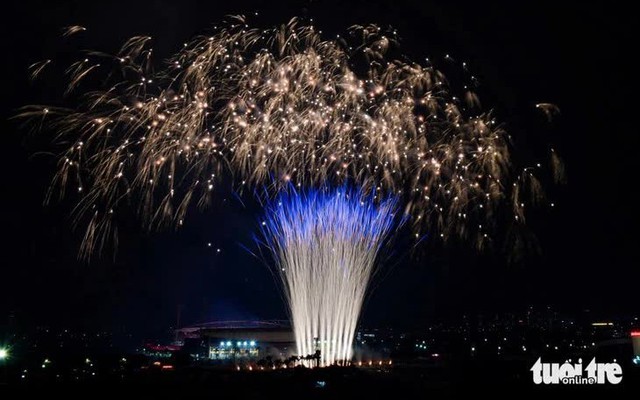 Xem trực tiếp pháo hoa nghệ thuật mừng lễ 30-4 trên kênh nào?
