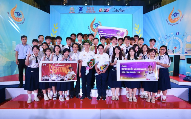 Trường THPT chuyên Nguyễn Quang Diêu có cầu truyền hình chung kết năm Đường đến vinh quang