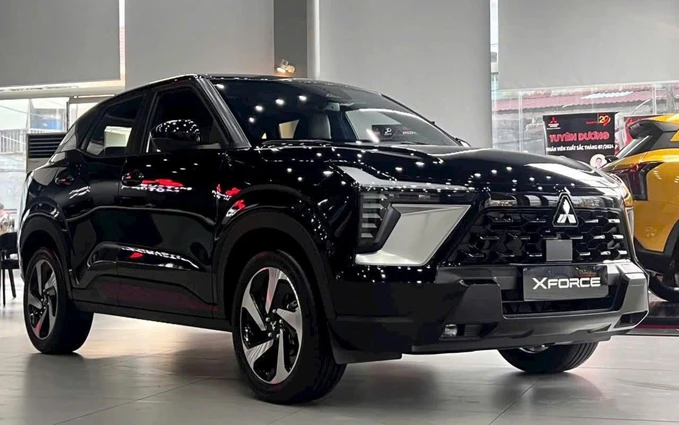 Tin tức giá xe: Mitsubishi Xforce giảm giá tới gần 100 triệu, bản cao nhất đấu giá với Kia Sonet