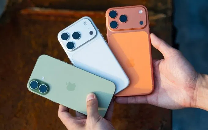 iPhone 17