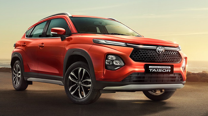 Thị Trường Ô tô Việt Nam: VinFast Dẫn Đầu Xe Điện, Toyota Chiếm Ưu Thế Xe Xăng