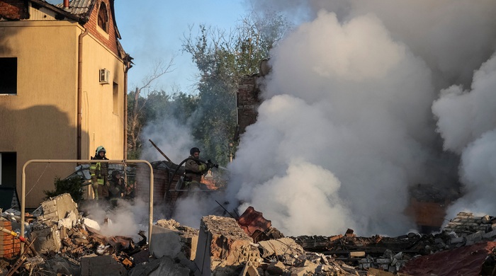 Tổng tư lệnh Ukraine nói đang khó khăn giữ phòng tuyến ...