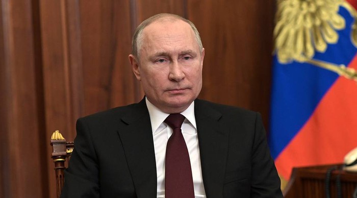 Men oq qizning mushukida tugatdim