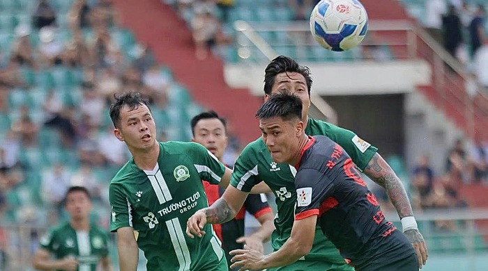 Ninh Bình khiến Bình Phước chưa thể chạm tay vào vé play-off - Tuổi Trẻ Online