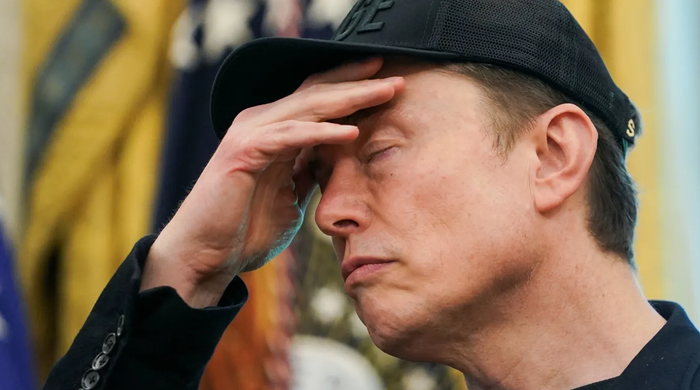 Hãng Telsa của ông Musk mất hơn 150 tỉ USD một ngày sau khi đấu khẩu với  ông Trump - Tuổi Trẻ Online