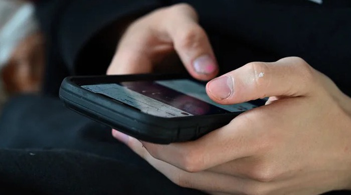 Úc cấm trẻ dưới 16 tuổi lên mạng xã hội, song lại 'chừa' kẽ hở nguy hiểm - Tuổi Trẻ Online