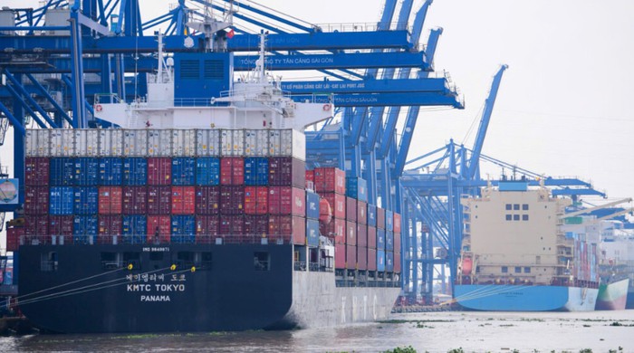 Maersk cảnh báo nguy cơ gián đoạn dịch vụ vận tải tại UAE, Oman và Qatar