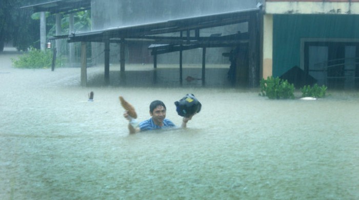 Quảng Bình ngập trong mưa - Tuổi Trẻ Online