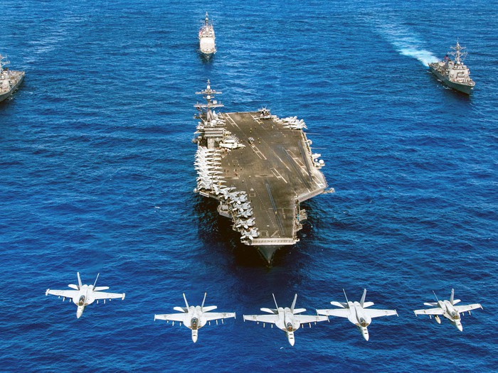 Đội tàu sân bay Mỹ sắp thăm Việt Nam uy lực cỡ nào? - Tuổi Trẻ Online