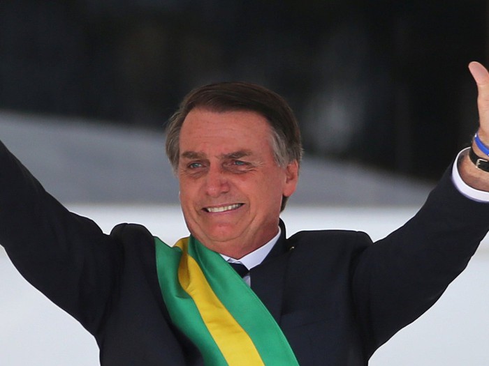 Tân tổng thống Jair Bolsonaro của Brazil 'sẽ nới lỏng việc sở hữu súng' -  Tuổi Trẻ Online