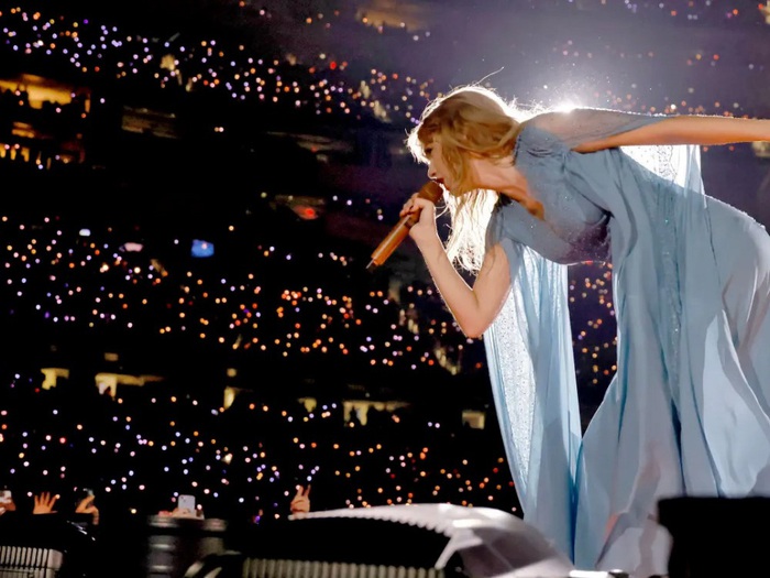 Chuyến lưu diễn của Taylor Swift tác động như thế nào đến kinh tế toàn cầu?  - Tuổi Trẻ Online
