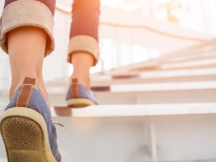 Leo cầu thang giảm cân nhanh hơn đi bộ gấp 20 lần - Tuổi Trẻ Online