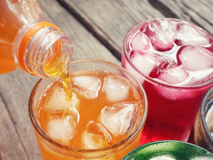 Lạm dụng đồ uống c&oacute; đường l&agrave; 'con đường tắt' dẫn đến nhiều loại bệnh - Tuổi  Trẻ Online