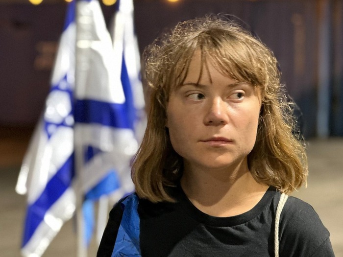 Israel trục xuất nhà hoạt động Greta Thunberg - Tuổi Trẻ Online