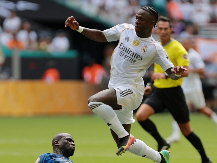 Sút hỏng phạt đền phút 90+2, Real Madrid bị Al Hilal cầm hòa ở trận ra quân  FIFA Club World Cup - Tuổi Trẻ Online