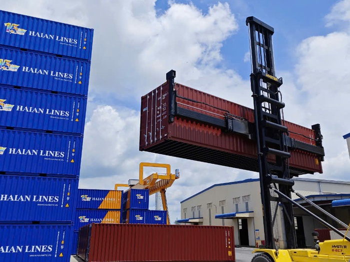 Vì sao hàng đã thông quan vẫn không lấy được container? Những nguyên nhân doanh nghiệp cần biết