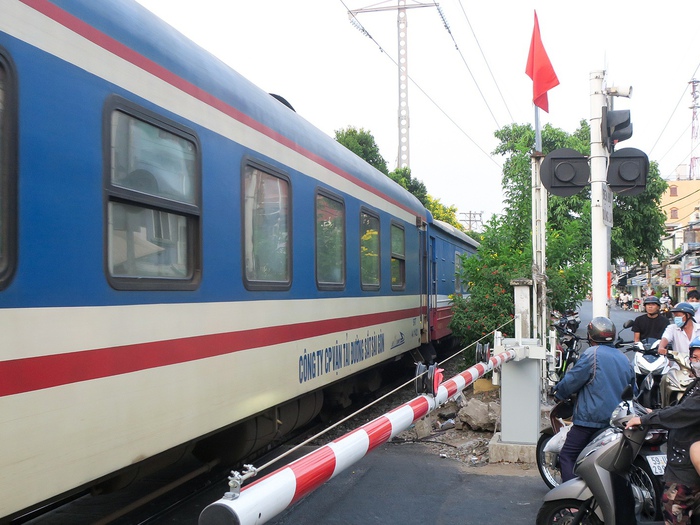 Nên dời ga tàu hỏa để giảm kẹt xe ở nội đô TP.HCM - Tuổi Trẻ Online