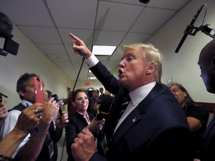 Tỉ phú Donald Trump bị tố phân biệt chủng tộc - Tuổi Trẻ Online
