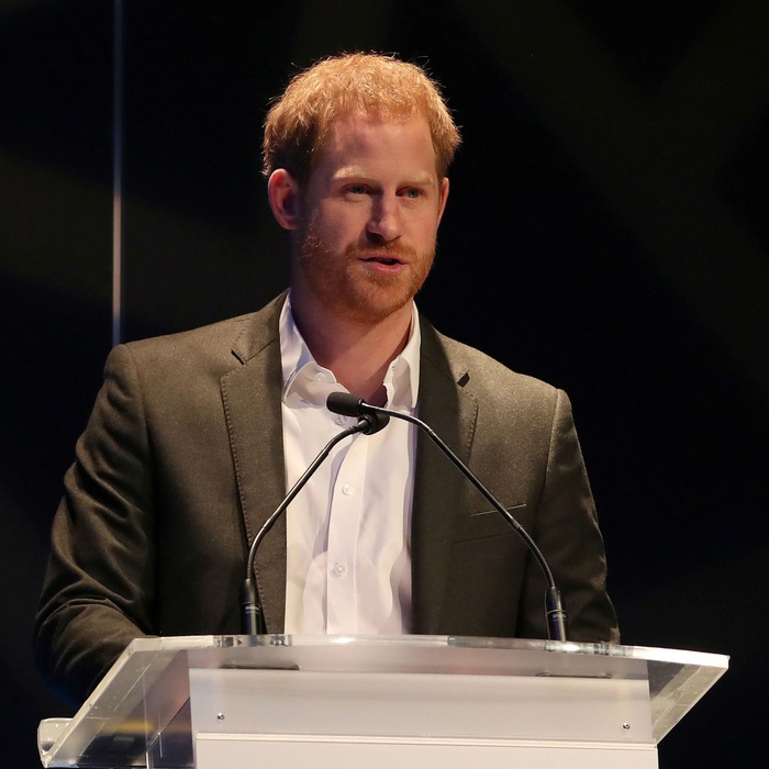 Hoàng tử Anh: 'Từ giờ hãy chỉ gọi tôi là Harry!' - Tuổi Trẻ Online