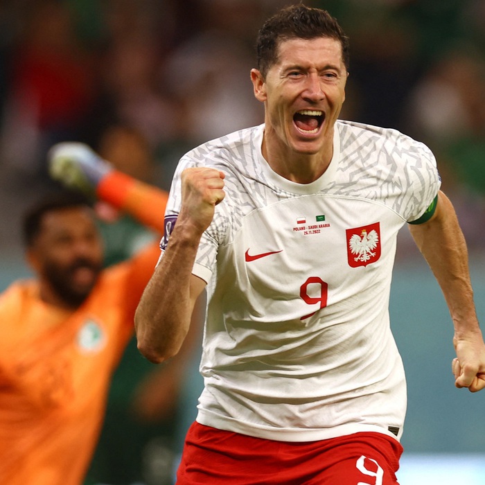 Tiểu sử cầu thủ Robert Lewandowski - Hành trình từ cậu bé nhút nhát đến biểu tượng bóng đá thế giới