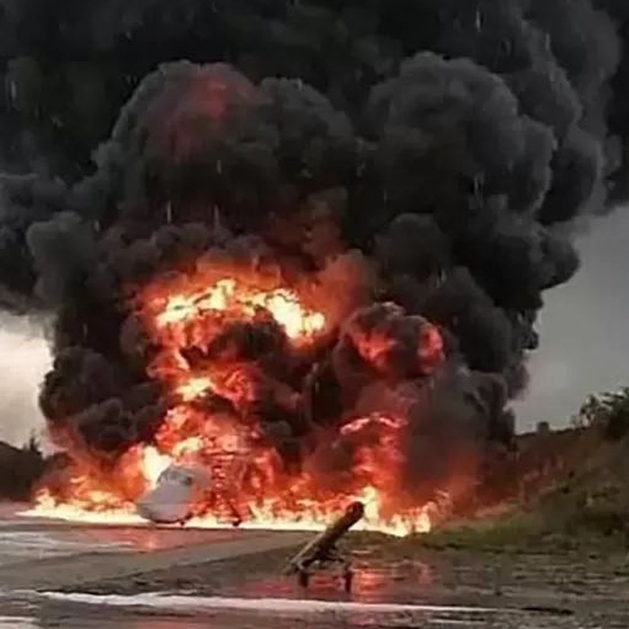 BBC: Drone Ukraine tiêu diệt máy bay ném bom siêu thanh Tu ...