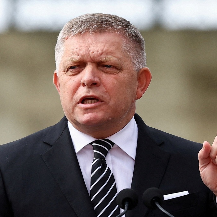 Slovakia amends its constitution, placing national law above EU law...