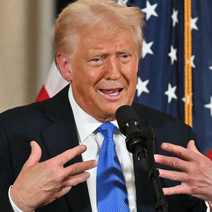 Ông Trump muốn lấy lại tiền đã viện trợ cho Ukraine - Tuổi Trẻ ...