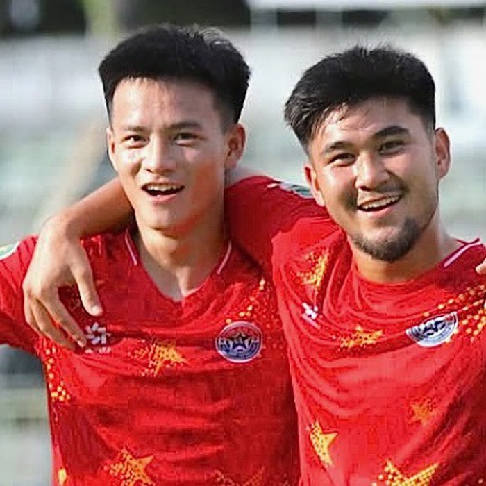 Tình Hình Lực Lượng Trước Trận