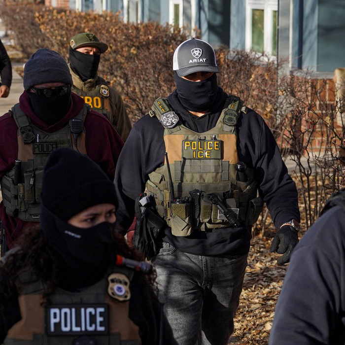 ICE rút ngắn huấn luyện xuống 47 ngày để tôn vinh Tổng thống Trump? - Tuổi  Trẻ Online