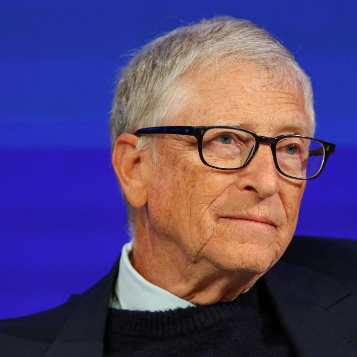 Bill Gates xin lỗi vì mối quan hệ với Epstein, phủ nhận dính líu ...
