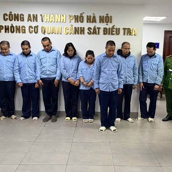 https://cdn2.tuoitre.vn/zoom/700_700/471584752817336320/2026/2/9/0ac88a09-e7ff-4252-b82b-4a1ef79d4f72-1770613545415919749854-403-0-1667-2414-crop-1770613845584303810657.jpeg