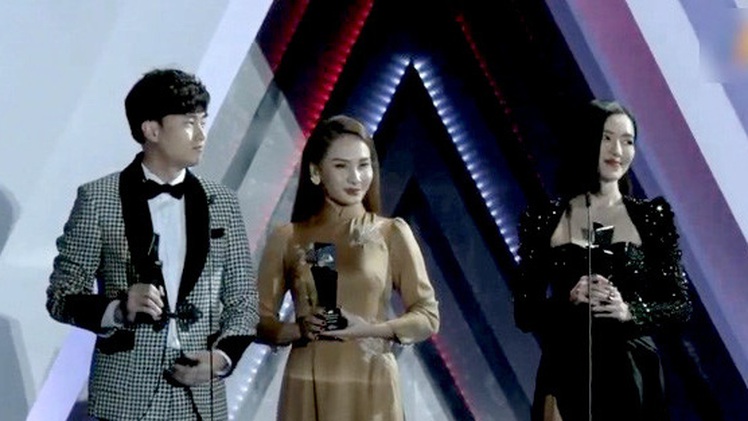 Giải trí 24h: Bích Phương, Quốc Trường, Bảo Thanh được vinh danh tại Asia Artist Award 2019