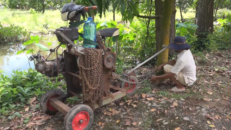 Góc nhìn trưa nay | Nông dân chế máy tời cây từ động cơ xe máy