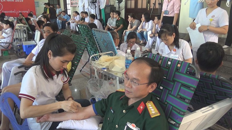 Đi hiến máu, được xét nghiệm miễn phí virus gây ung thư