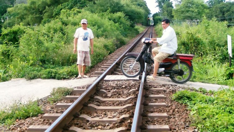 Khánh Hòa: Hãi hùng những đường ngang không gác chắn