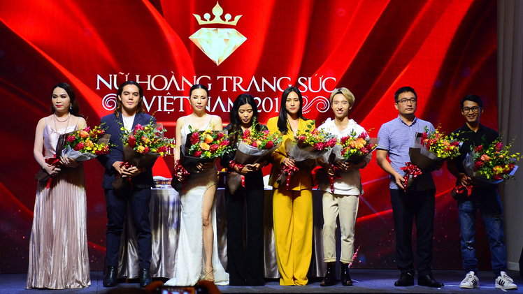 Nữ hoàng Trang sức Việt Nam 2019 bỏ phần thi áo tắm đêm chung kết