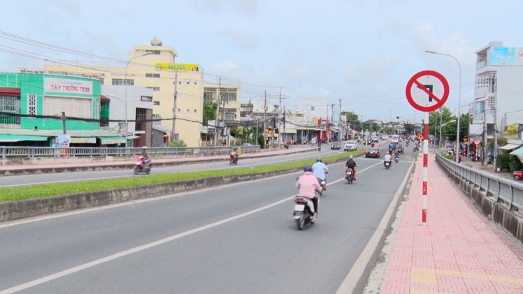 Phút cảnh báo: Hiểm họa tai nạn giao thông tại những dốc cầu