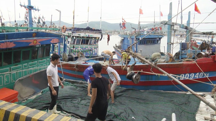 Sau bão, Nghệ An cấm biển vì tiếp tục có áp thấp nhiệt đới