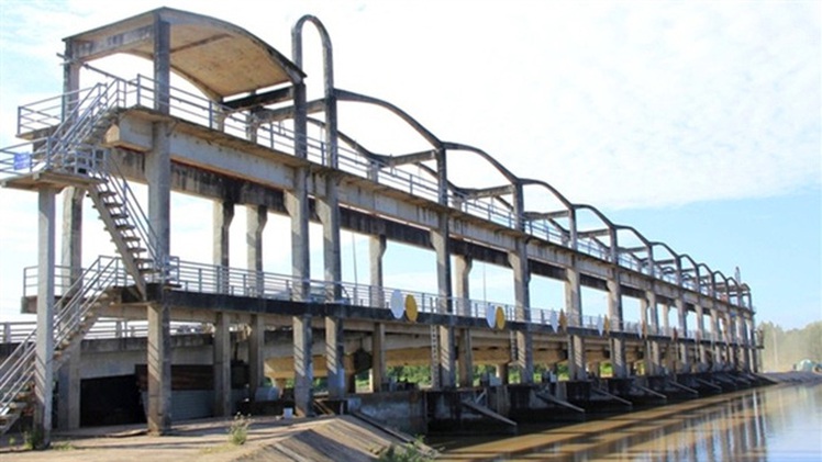 Vị ngọt từ công trình ngăn mặn cống đập Ba Lai