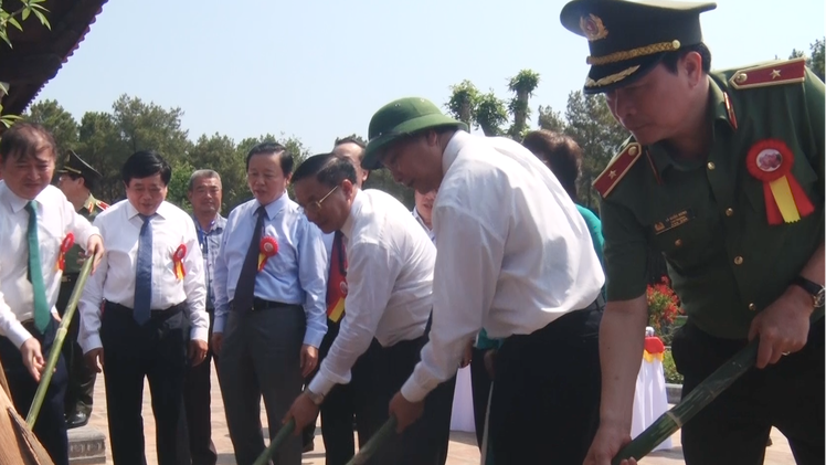 Video: Khánh thành đền thờ gia tiên Chủ tịch Hồ Chí Minh