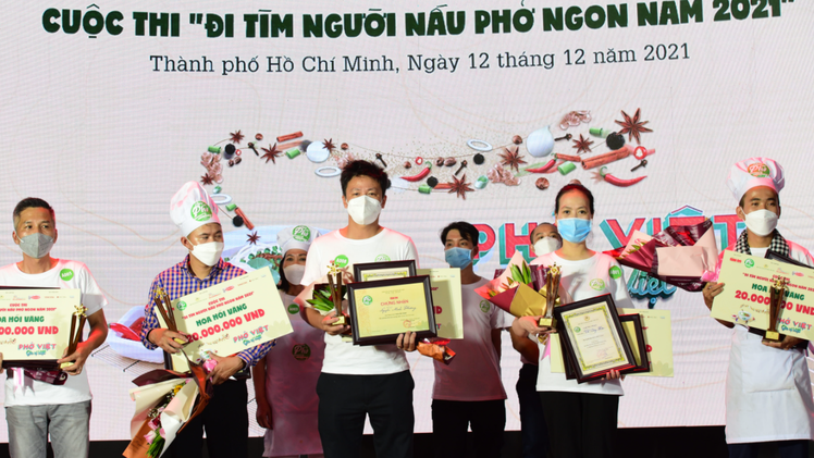 Video: Vinh danh và trao giải cuộc thi ‘Đi tìm người nấu phở ngon 2021’