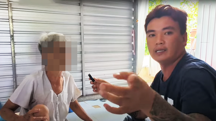 Video: Khởi tố chủ kênh Youtube 'Thánh khờ Miền Tây'