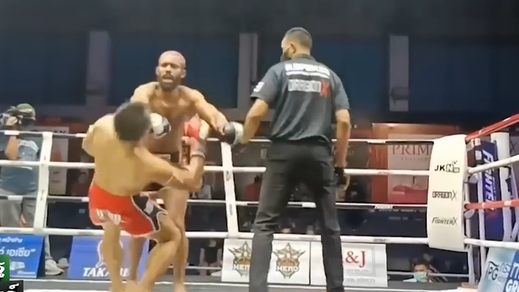 Video: Võ sĩ Thái Lan bị hạ knock-out, qua đời sau 2 ngày do chết não