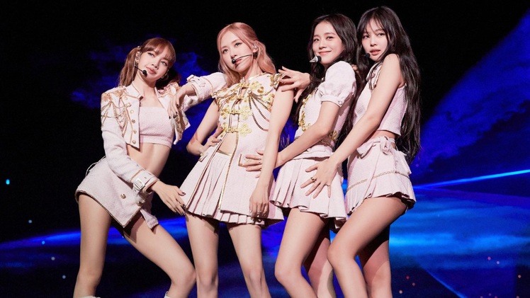 BlackPink tái ký hợp đồng với YG Entertainment sau nhiều đồn đoán