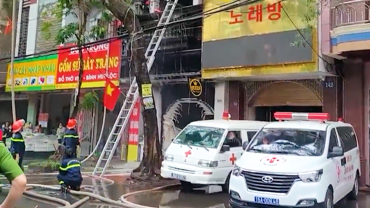 Video: Yêu cầu điều tra nguyên nhân vụ cháy phòng trà làm ba người chết ở Hải Phòng