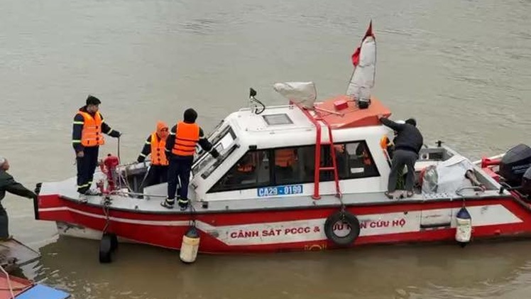 Vụ 4 đôi dép, thư tuyệt mệnh trên cầu ở Hà Nội: Tìm thấy 4 mẹ con đang chơi tại Vĩnh Phúc