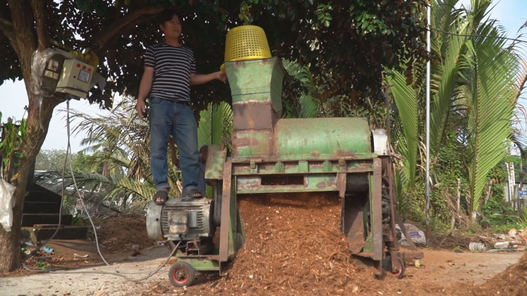 Góc nhìn trưa nay | Máy nghiền vỏ dừa của chàng trai Kiên Giang