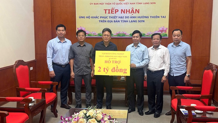 TKV ủng hộ 10 tỷ đồng giúp bà con khắc phục hậu quả bão số 11